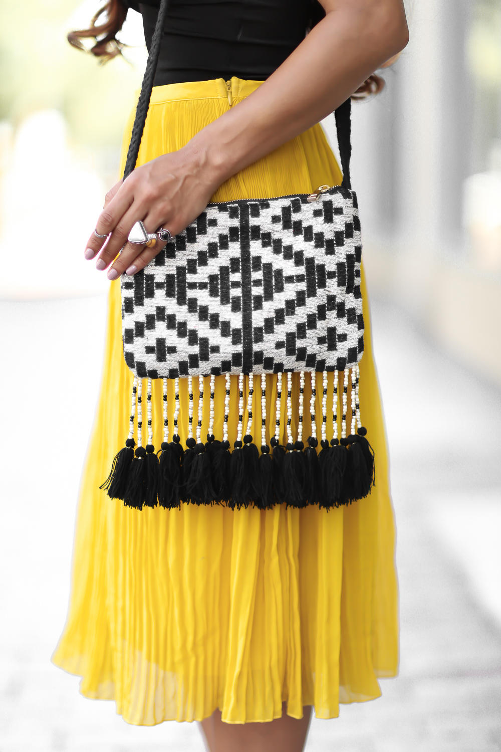 zara yellow pleated skirt